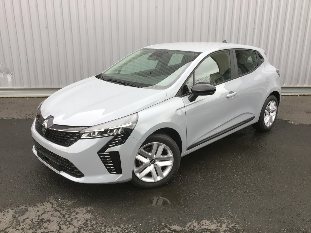 Home Renault Clio 2025 diesel MT
